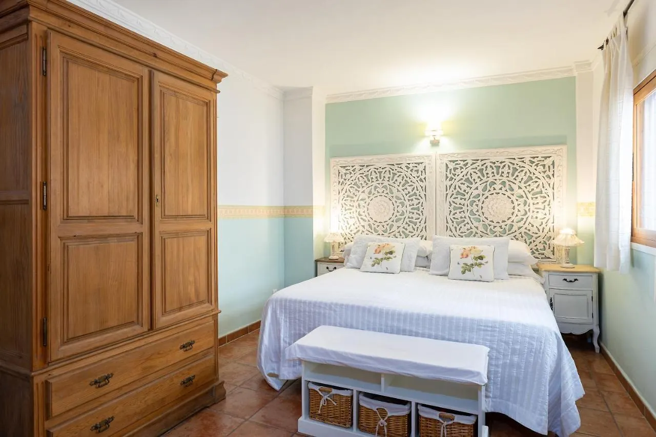 Aparthotel Puerta De Aduares Marbella 2*,  Spagna