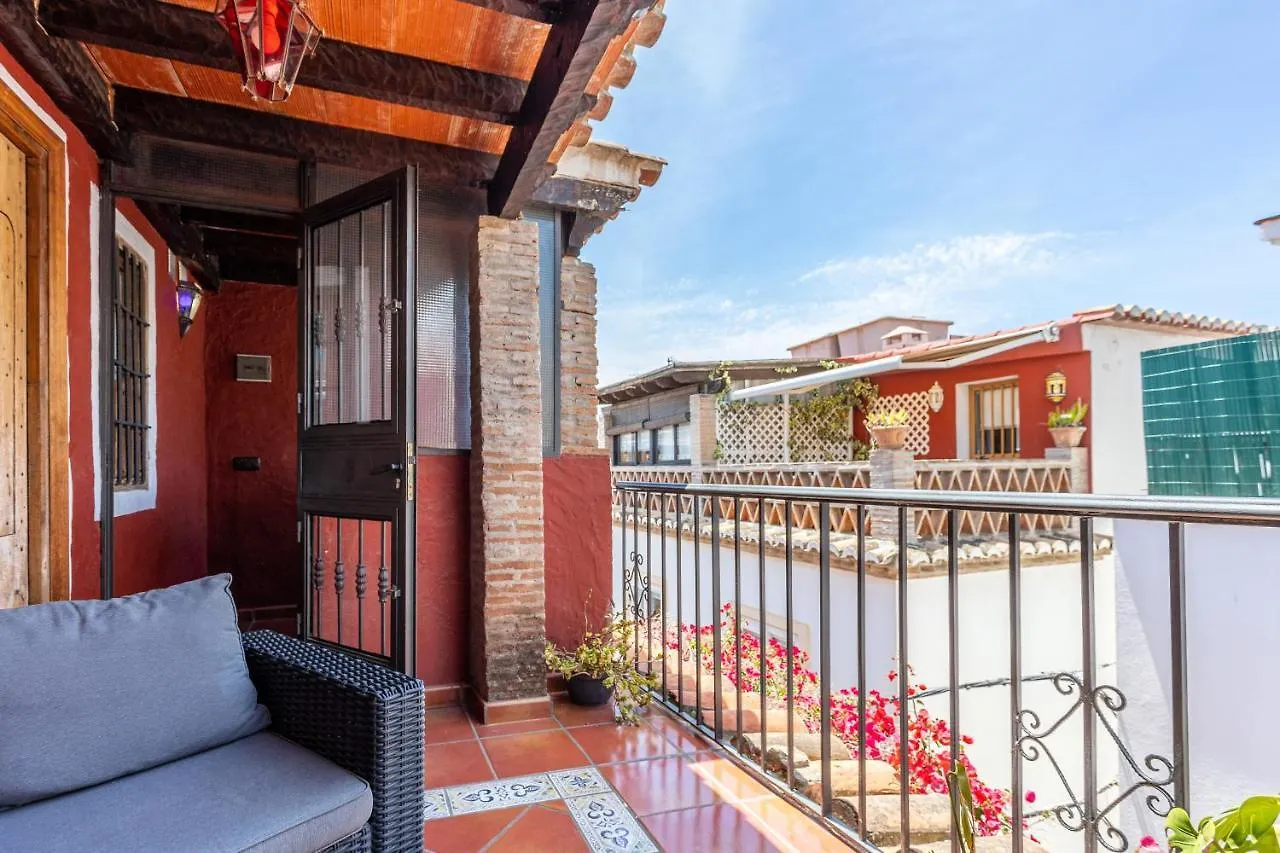 Aparthotel Puerta De Aduares Marbella 2*,