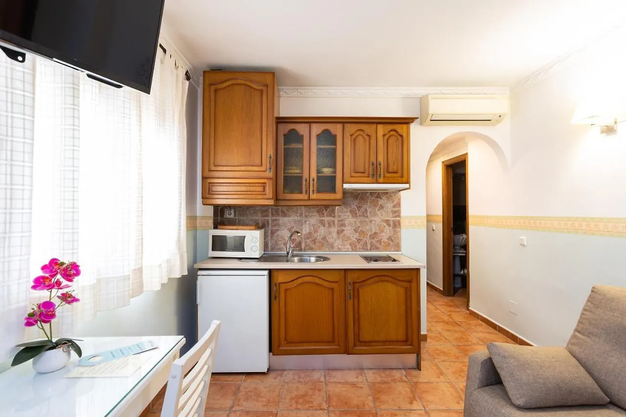 Puerta De Aduares Aparthotel Marbella